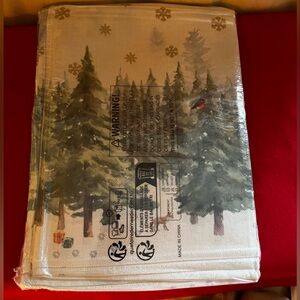 Artoid Mode Christmas Pines 4 Piece Placemat Set